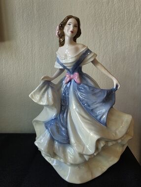 Royal Doulton 1998 Samantha Figurine HN 4043